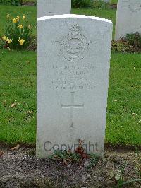 Reichswald Forest War Cemetery - Young, Stanley George