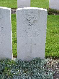 Reichswald Forest War Cemetery - Zastrow, William Robert