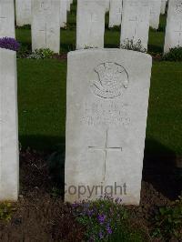 London Cemetery And Extension Longueval - Bailey, Robert Alfred