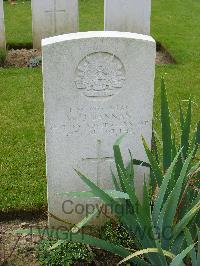 London Cemetery And Extension Longueval - Bannan, William James