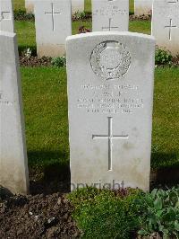 London Cemetery And Extension Longueval - Wilks, O