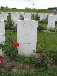 Dochy Farm New British Cemetery - Barrett, F