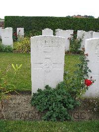 Dochy Farm New British Cemetery - Beard, C