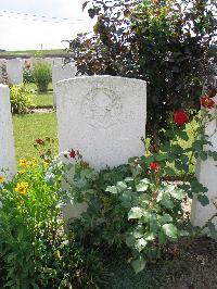 Dochy Farm New British Cemetery - Begg, G