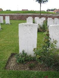 Dochy Farm New British Cemetery - Bleddyn, Thomas