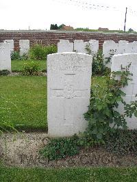 Dochy Farm New British Cemetery - Byrne, Thomas