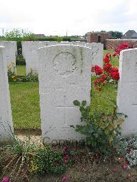 Dochy Farm New British Cemetery - Carey, B H