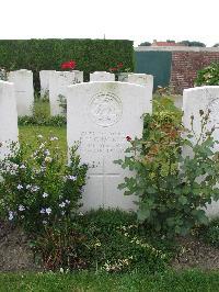 Dochy Farm New British Cemetery - Chalkley, R H