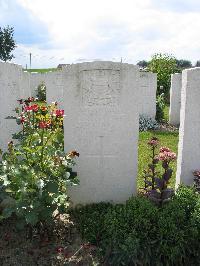 Dochy Farm New British Cemetery - Davenport, C