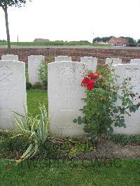 Dochy Farm New British Cemetery - Duerden, Edgar