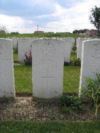 Dochy Farm New British Cemetery - Duncan, J B