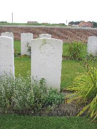 Dochy Farm New British Cemetery - Englebrecht, Andrew Leslie