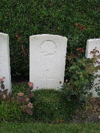 Dochy Farm New British Cemetery - Gagnon, R