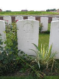 Dochy Farm New British Cemetery - Hook, James