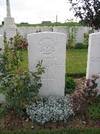 Dochy Farm New British Cemetery - Hutton, Walter