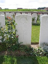 Dochy Farm New British Cemetery - Kingston, Ernest