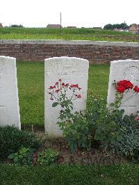 Dochy Farm New British Cemetery - Kirkman, George