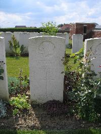 Dochy Farm New British Cemetery - Lang, P J