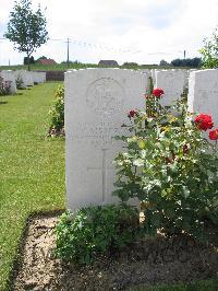 Dochy Farm New British Cemetery - Lisseter, C