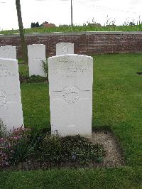 Dochy Farm New British Cemetery - Long, Joseph William