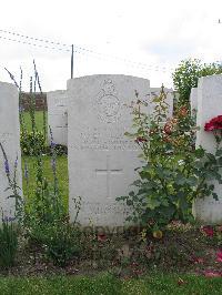 Dochy Farm New British Cemetery - Maloney, James