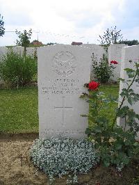 Dochy Farm New British Cemetery - Maxwell, I