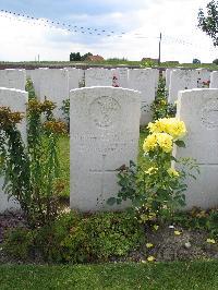 Dochy Farm New British Cemetery - Mitchell, G H