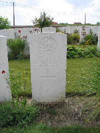 Dochy Farm New British Cemetery - Newton, A J