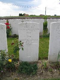 Dochy Farm New British Cemetery - Pulley, R