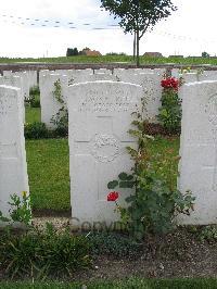 Dochy Farm New British Cemetery - Sommerfeld, Francis Lewis