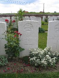 Dochy Farm New British Cemetery - Sproat, W