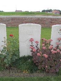 Dochy Farm New British Cemetery - Stringer, W