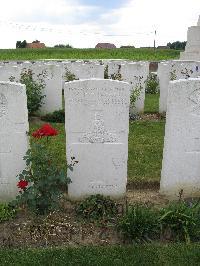 Dochy Farm New British Cemetery - Thacker, Wilfred Francis