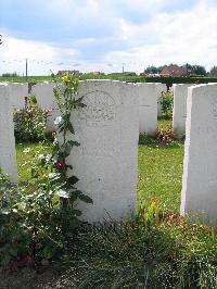 Dochy Farm New British Cemetery - Tollis, Herbert Reginald