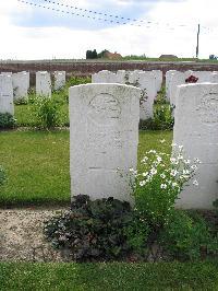 Dochy Farm New British Cemetery - Vickers, David