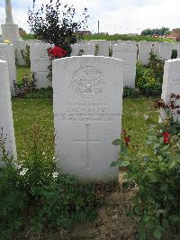 Dochy Farm New British Cemetery - Watton, J H