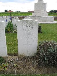 Dochy Farm New British Cemetery - White, Frank