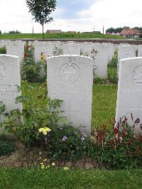 Dochy Farm New British Cemetery - Windle, C