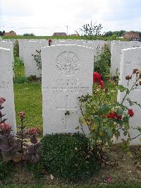 Dochy Farm New British Cemetery - Wright, Ernest Joseph