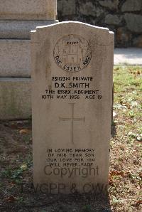 Hong Kong Cemetery - Smith, Derek Keith