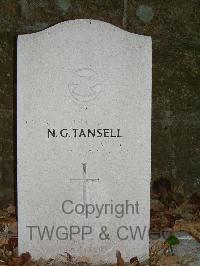 Hong Kong Cemetery - Tansell, N.G.