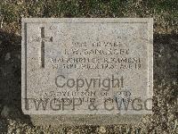 Twelve Tree Copse Cemetery - Bancroft, John William