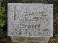 Hill 10 Cemetery - Wakinshaw, J W