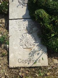 Boulogne Eastern Cemetery - Angus, William John