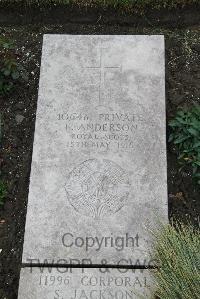 Boulogne Eastern Cemetery - Anderson, T