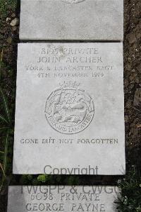 Boulogne Eastern Cemetery - Archer, John