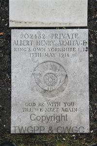 Boulogne Eastern Cemetery - Armitage, Albert Henry