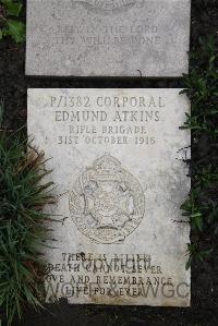 Boulogne Eastern Cemetery - Atkins, Edmund