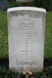 Boulogne Eastern Cemetery - Atkins, Frederick Peter John