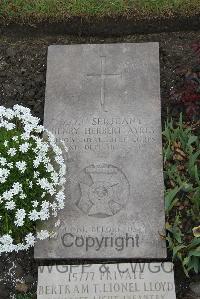 Boulogne Eastern Cemetery - Ayres, Henry Herbert